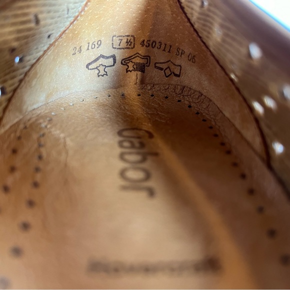 Gabor Hovercraft Ruffle Nubuck Leather Perforated Shoes Ballet Flat Size 7.5 UK - Picture 3 of 14